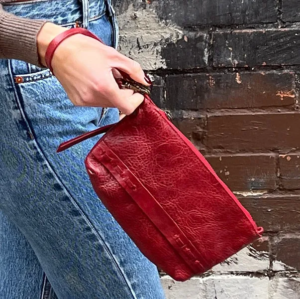 BORSA Convertible Leather Crossbody Bag