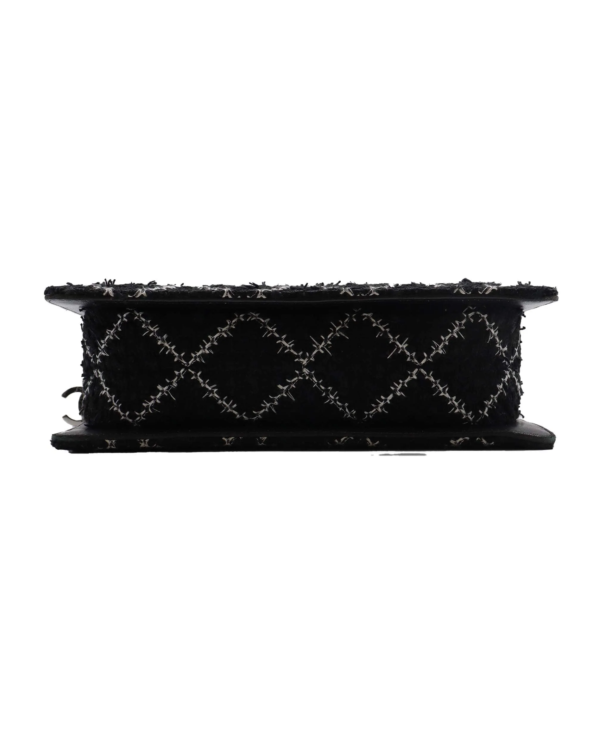 Chanel Clear Plastic Chain and Tweed Shoulder Bag Crossbody  - DXBS2703