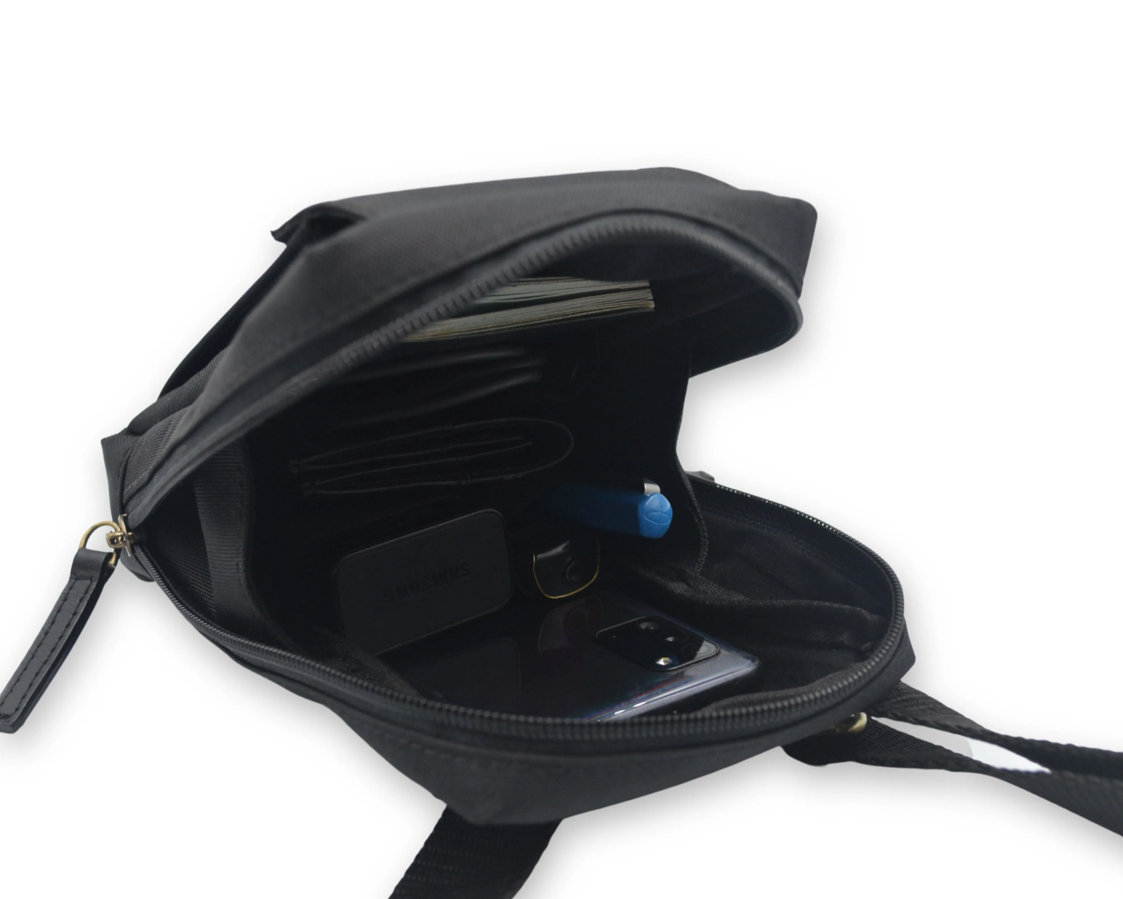 City Sling Bag - Black