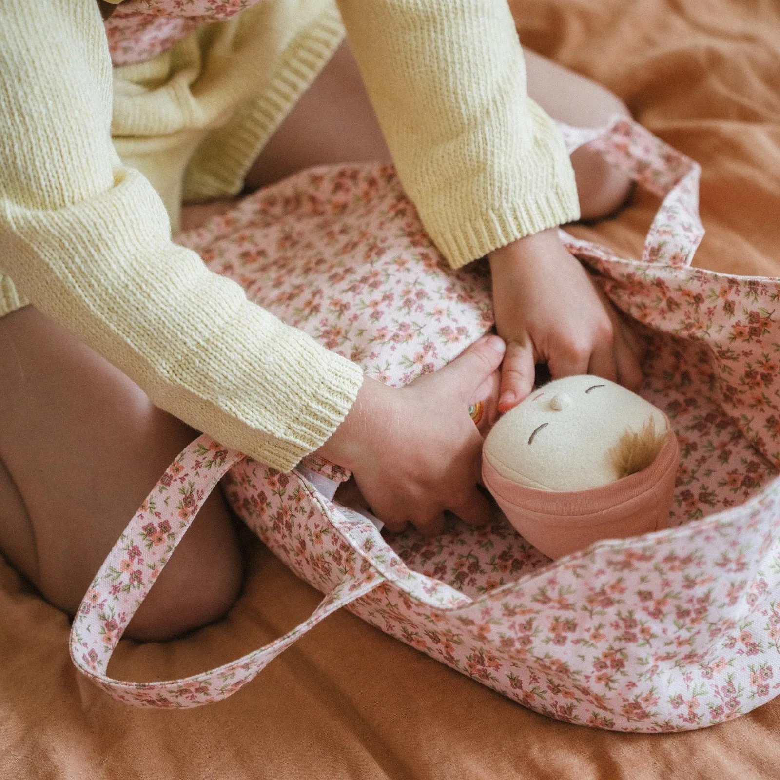 Dinkum Doll Carry Cot | Meadow