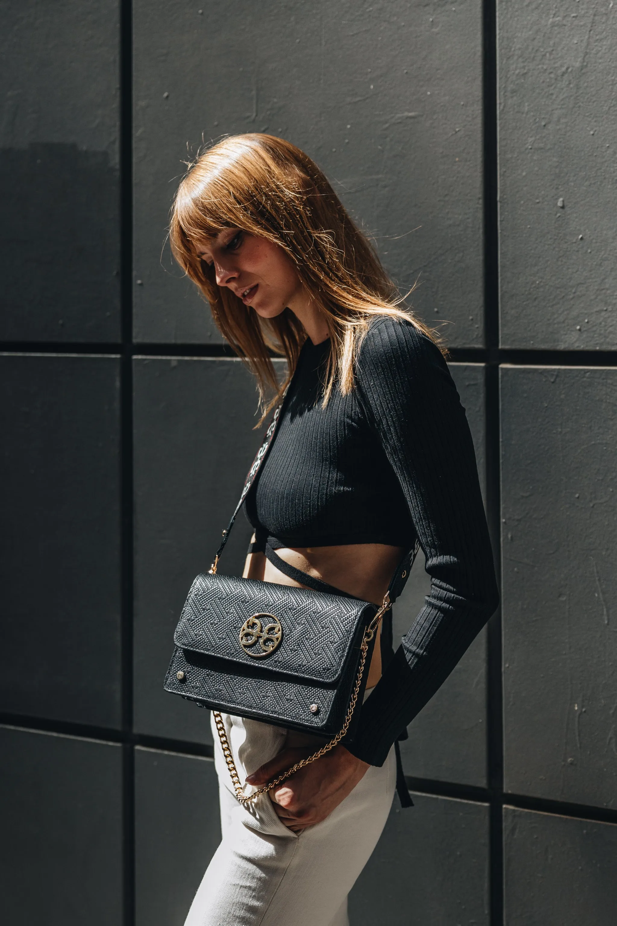 Lizy Leather Shoulder Bag - Black Textured Leather