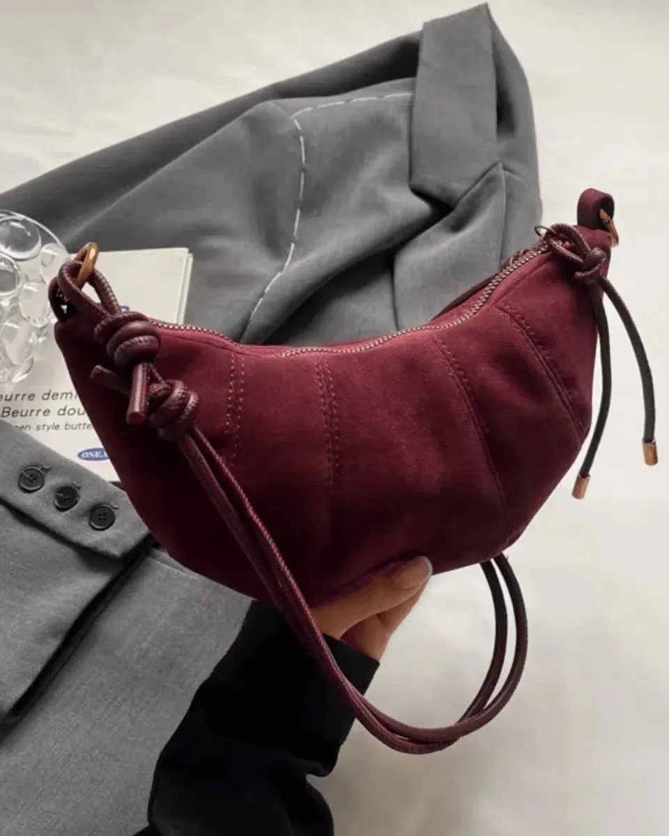 Lucy – Compact stylish design – Velvet crossbody bag