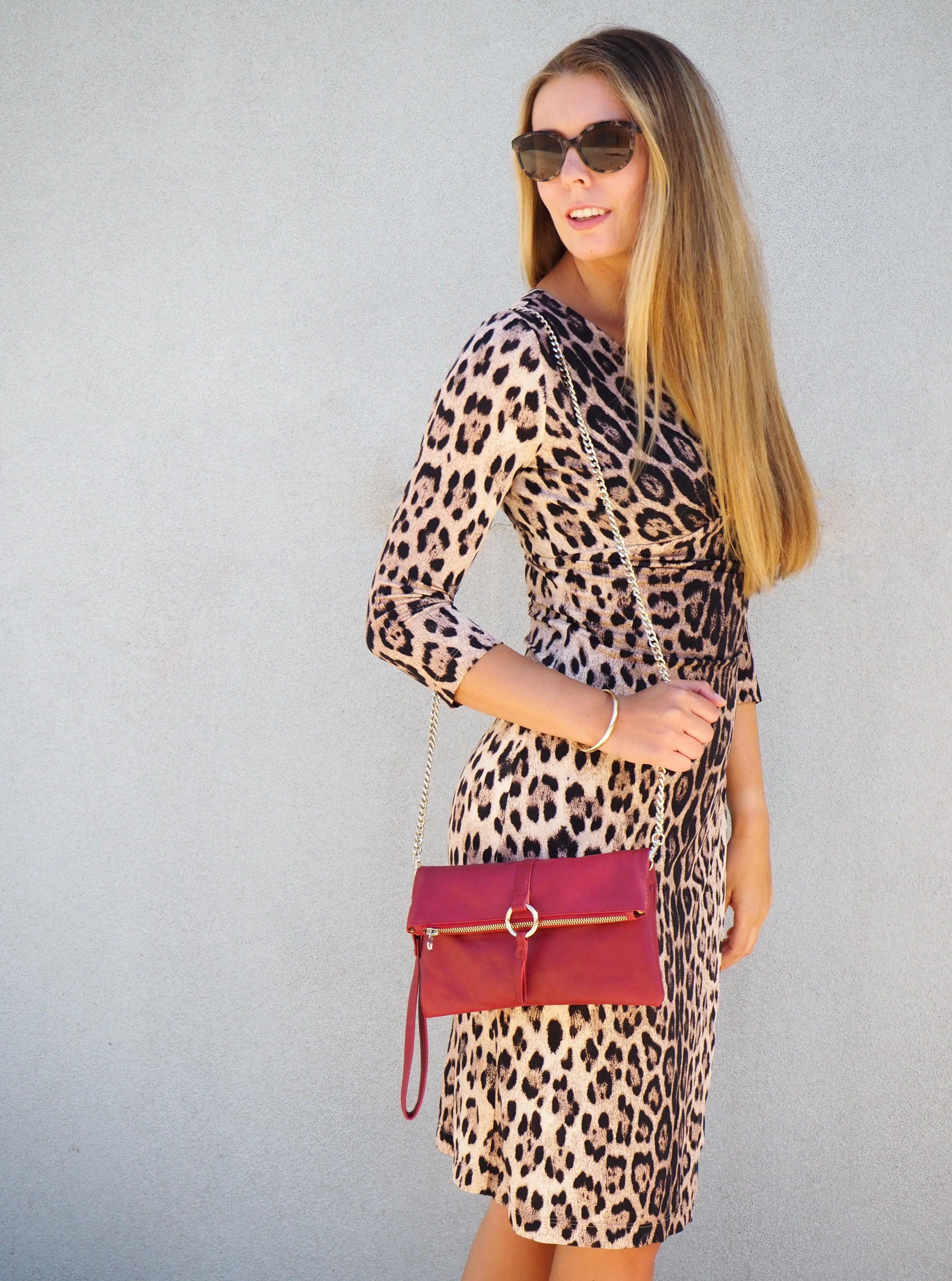 MONK April Clutch | Red