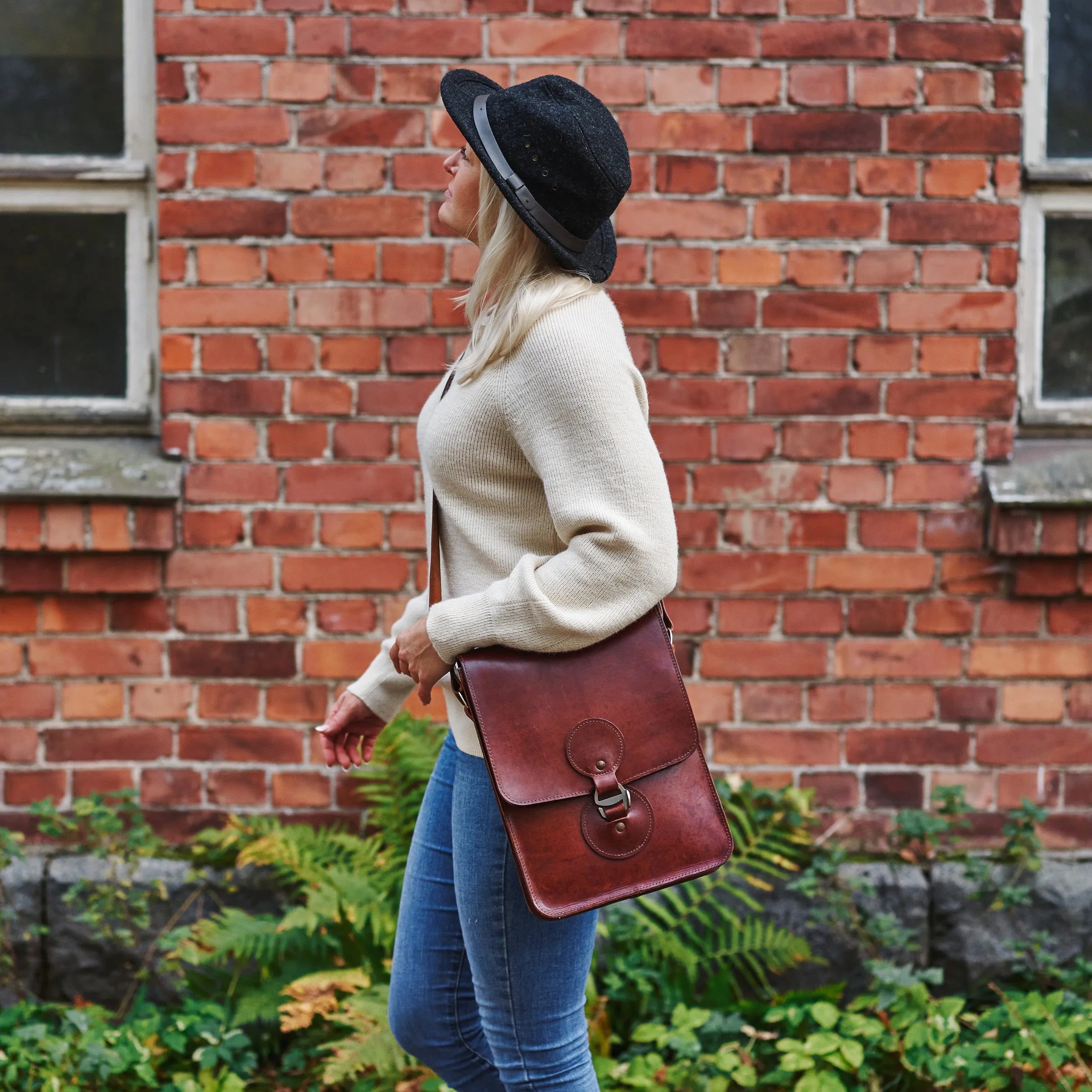 Pre-order – Brown A4 Field Satchel