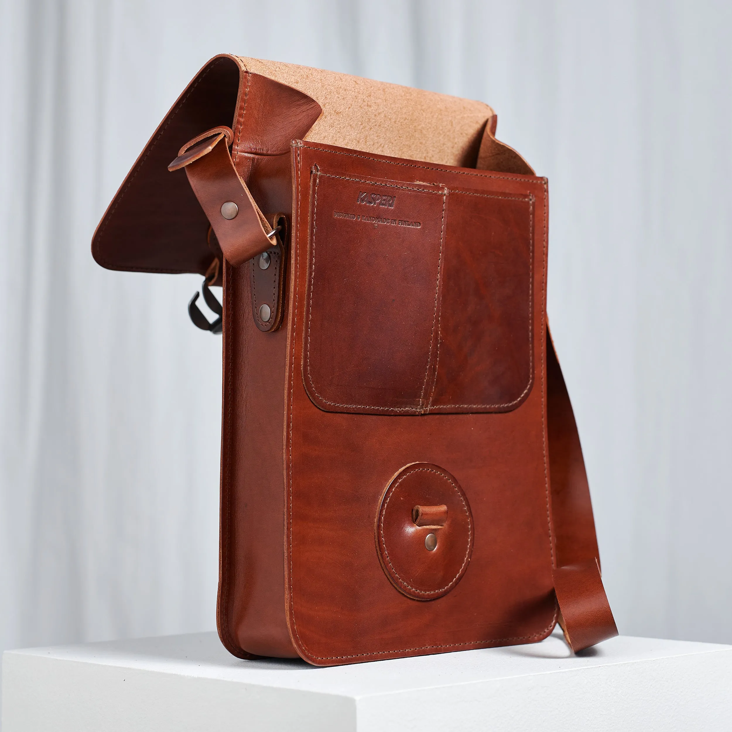 Pre-order – Brown A4 Field Satchel