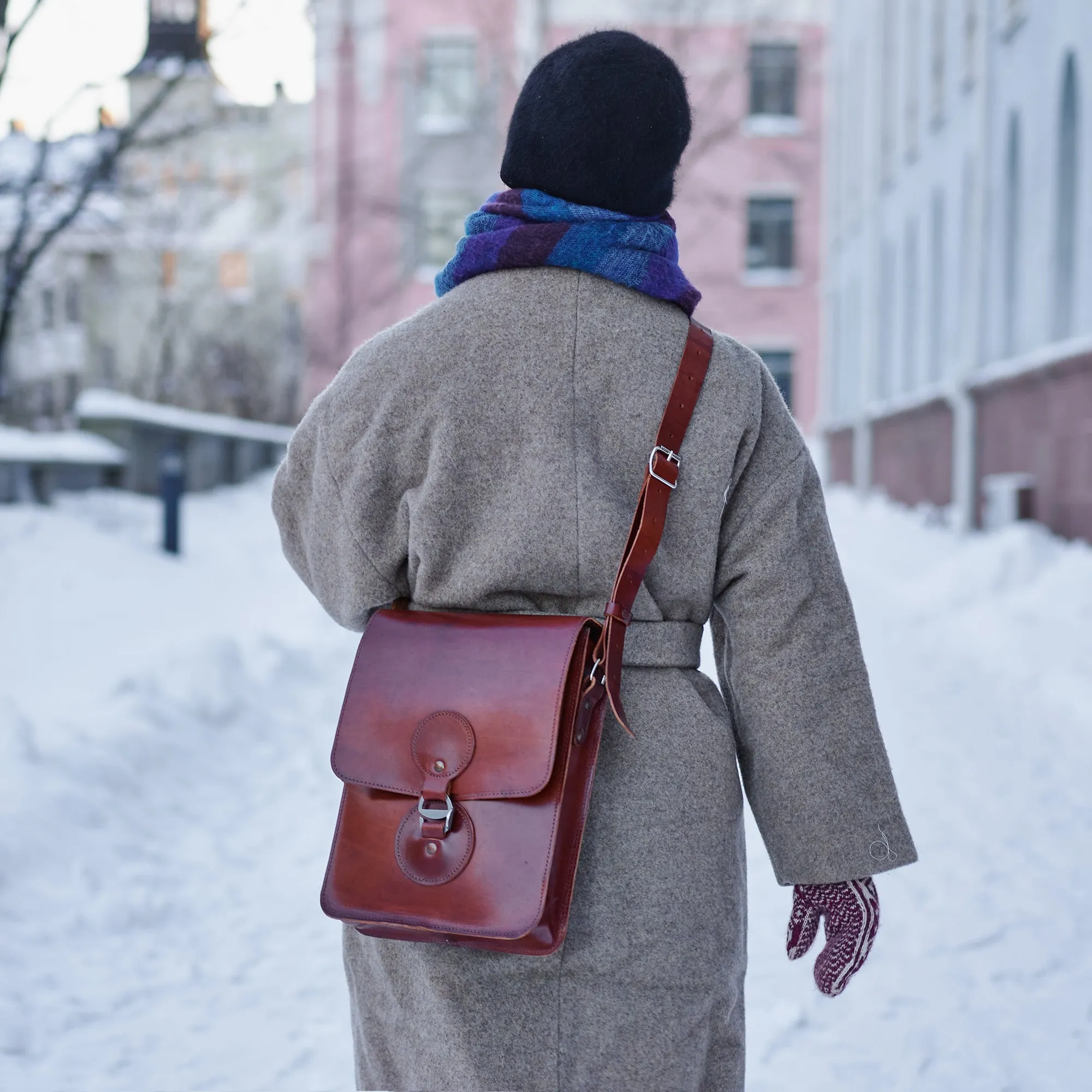 Pre-order – Brown A4 Field Satchel